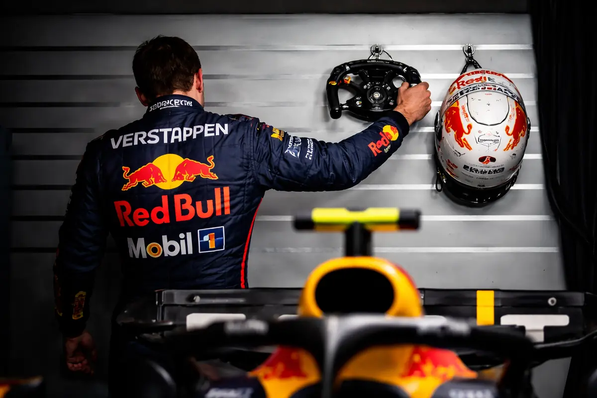 Verstappen spacca la Red Bull: dal ritiro alla firma per un nuovo team